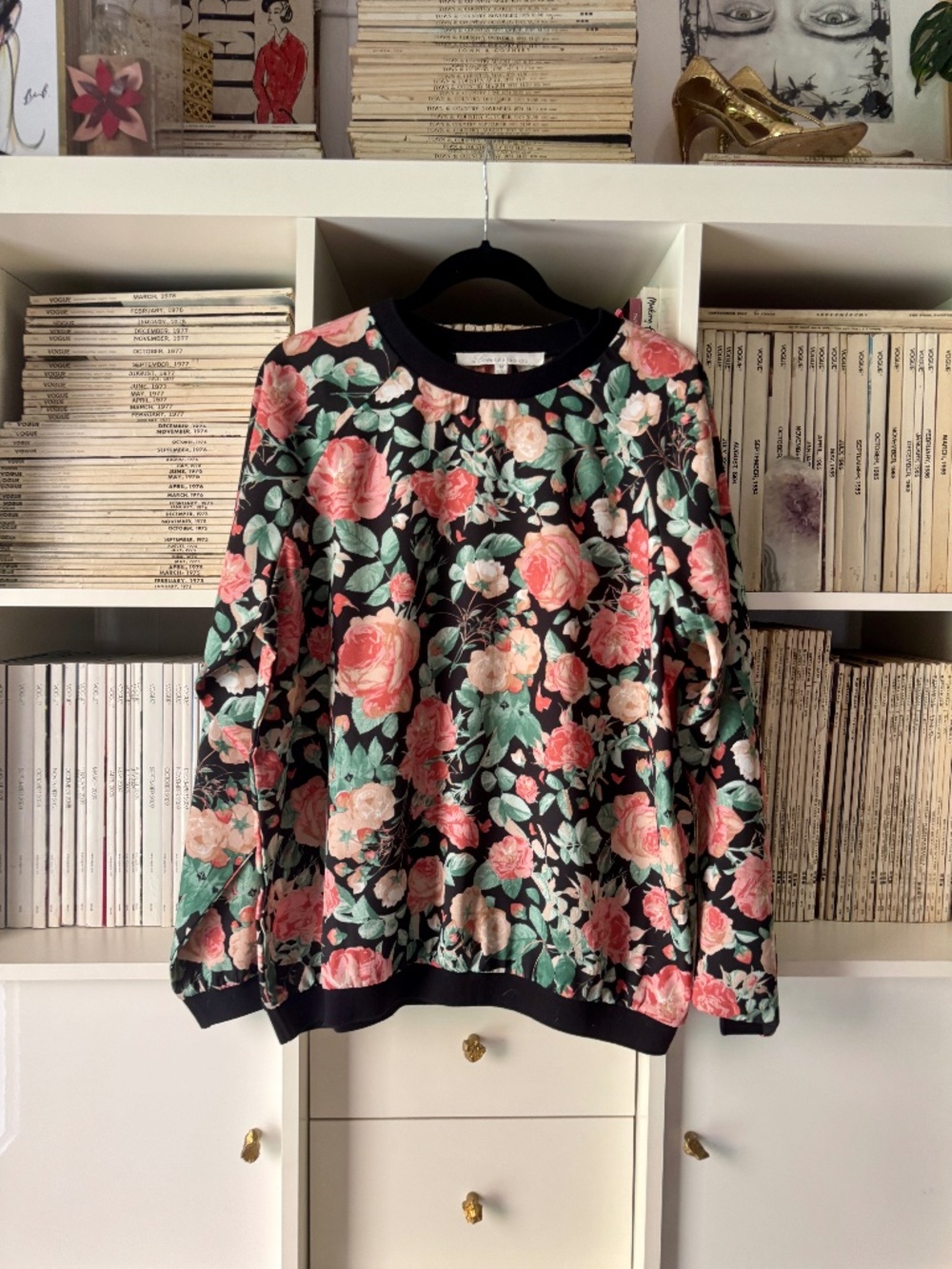 Lovers + Friends Blouse crew neck Sweatshirt top Dusty Rose floral print M